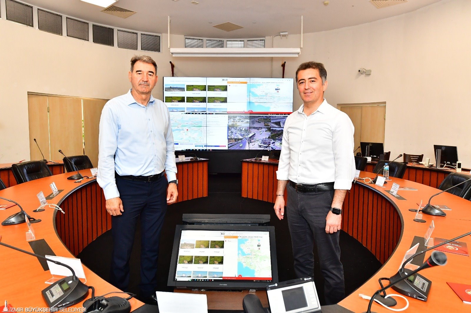 İzmirliler afet durumlarında mesajla bilgilendirilecek