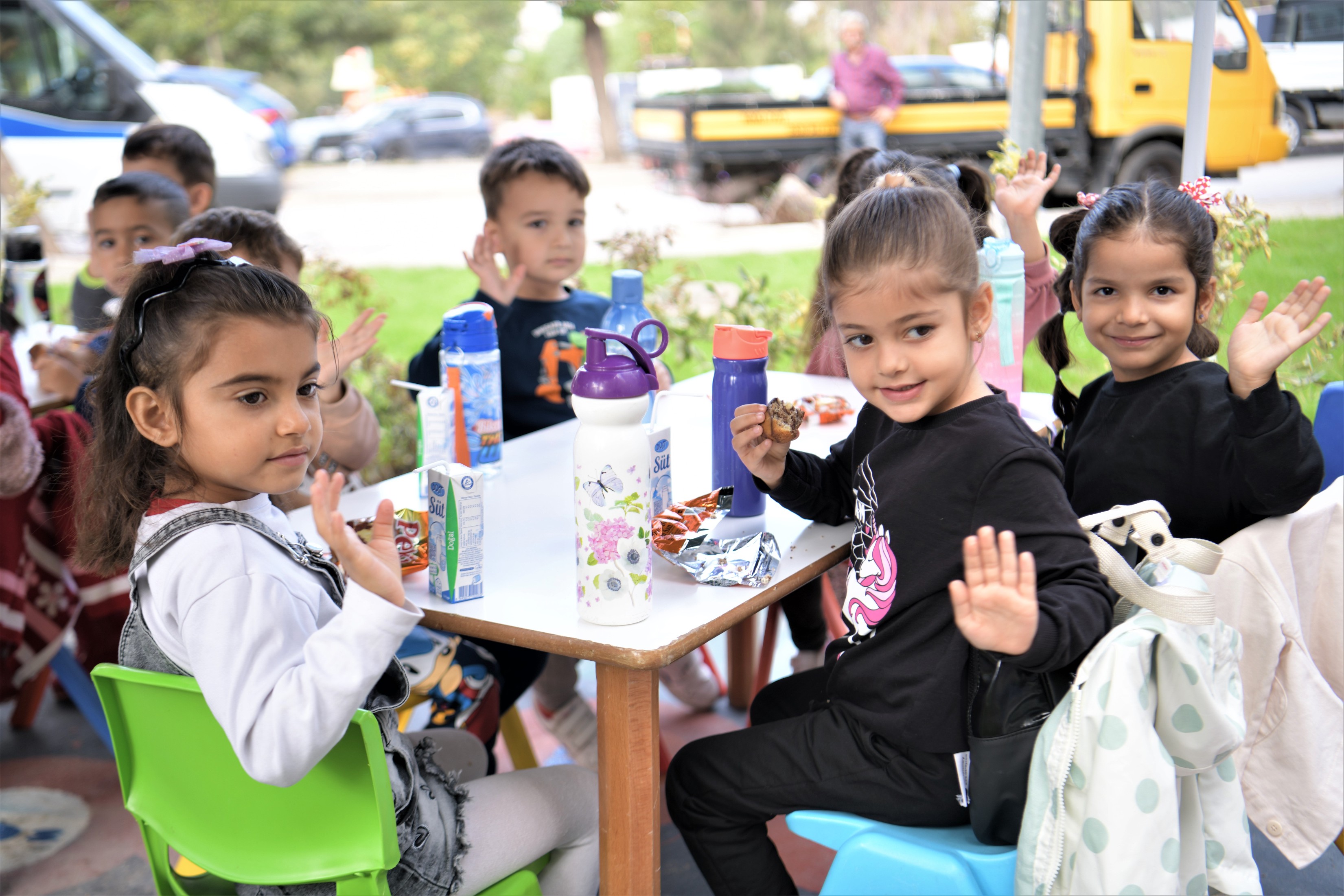 Enkazdan çıkarıldıkları gün isimleri parka verildi