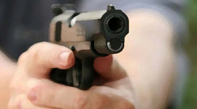 11 Yaşındaki Kız Çocuğunu Başından Vurdu