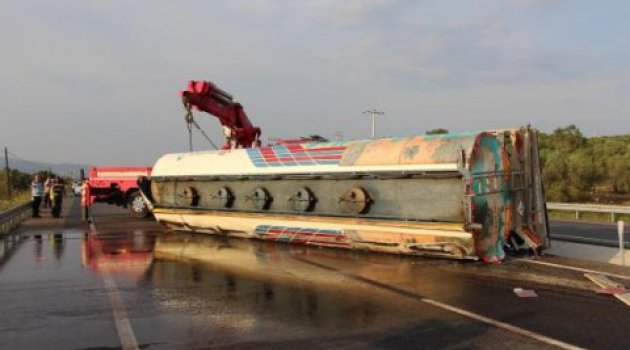 13 ton mazot yola aktı