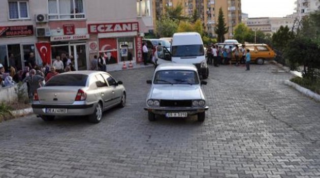 15 yaşındaki kızının gözleri önünde öldürüldü