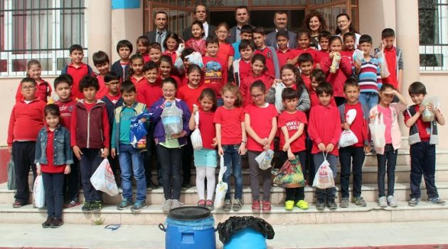 200 kg atık topladılar ödüllerini aldılar