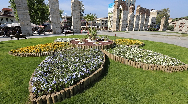 Peyzaj çalışmaları kente ayrı bir güzellik kattı