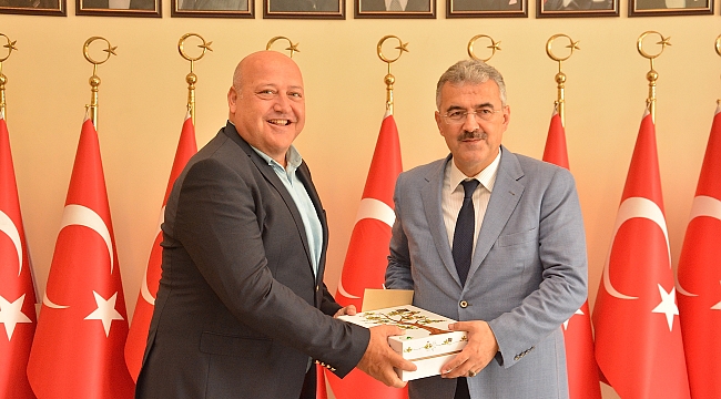 Her şehit bir fidan oldu