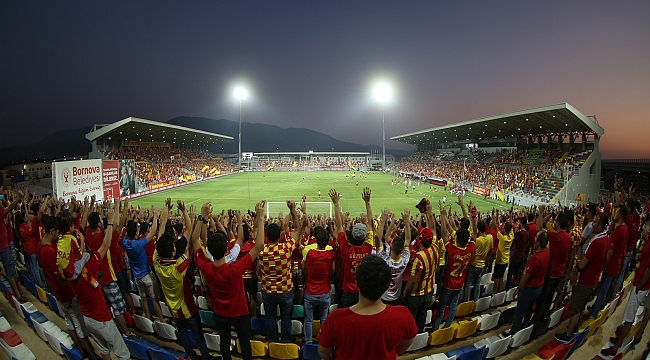Bornova Stadı İzmir’in futbol mabedi oldu