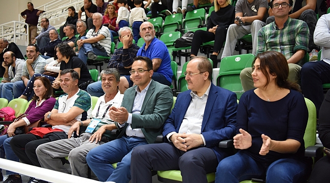Sporda marka kent Bornova