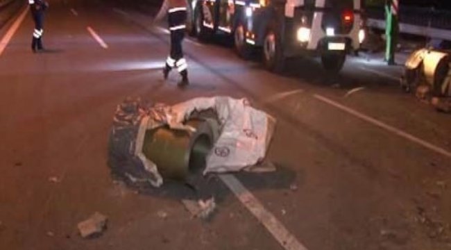 TIR devrildi, TEM kapandı!