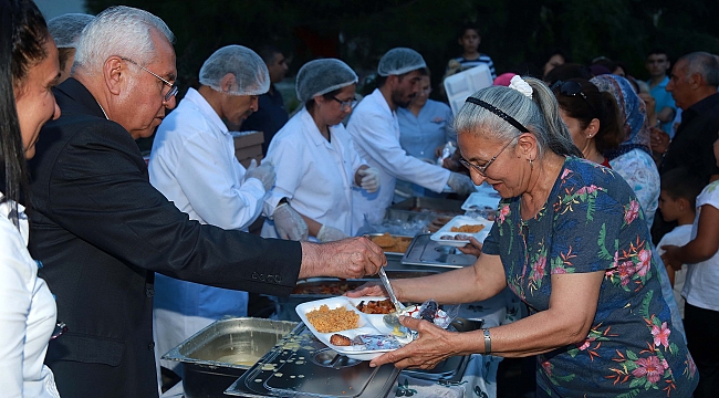 Karabağlar Belediyesi’nden sevgi, saygı, hoşgörü iftarı