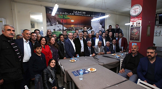 Başkan Selvitopu’na esnaf ve dernek ziyaretlerinde sevgi seli