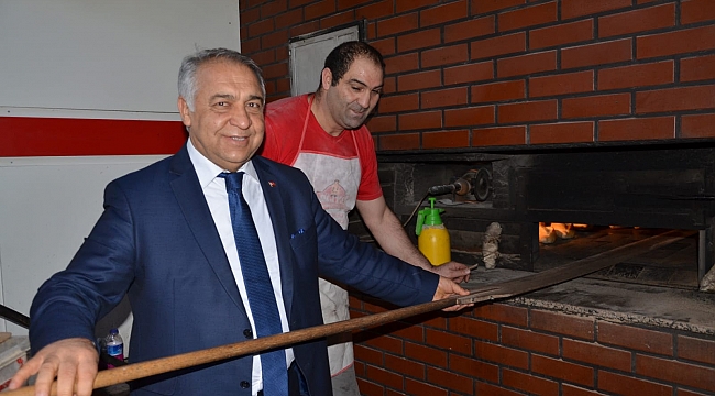 Emekçilerin ekmeğiyle oynamayız, oynatmayız