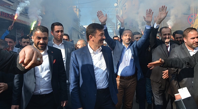 BAYRAKLI’DA CUMHUR İTTİFAKI COŞKUSU