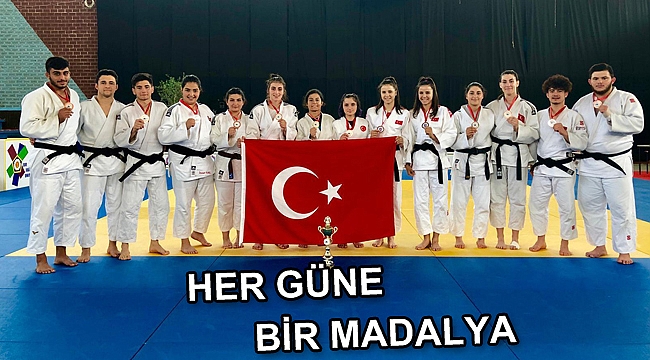 Her güne bir madalya