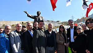 Atatürk Heykeli yeni yerine çok yakıştı!