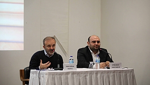 Bayraklı'da yerel yönetim ve eğitim politikaları tartışıldı