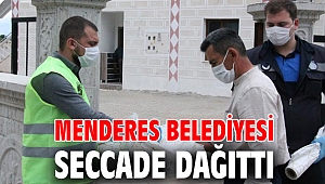 Menderes Belediyesi, Seccade dağıttı