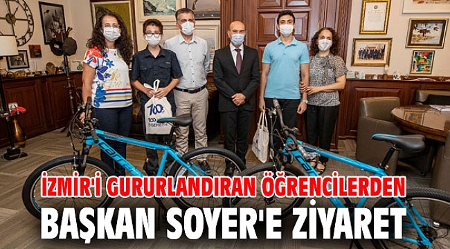 İzmir'i gururlandıran öğrencilerden Başkan Soyer'e ziyaret