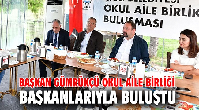 Başkan Gümrükçü okul aile birliği başkanlarıyla buluştu