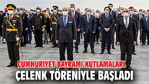 İzmir'de Cumhuriyet Bayramı kutlamaları çelenk töreniyle başladı