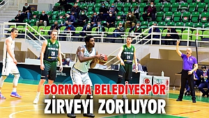 Bornova Belediyespor zirveyi zorluyor
