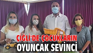 Çiğli'de çocukların oyuncak sevinci