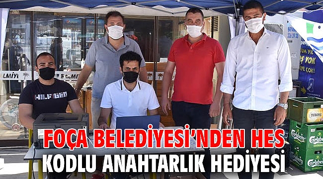 Foça Belediyesi’nden HES kodlu anahtarlık hediyesi