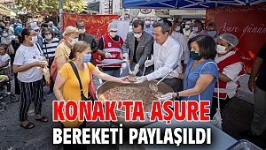 Konak’ta aşure bereketi paylaşıldı