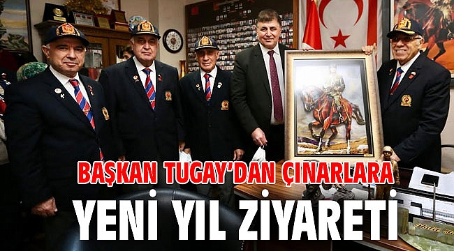 Başkan Tugay’dan çınarlara yeni yıl ziyareti