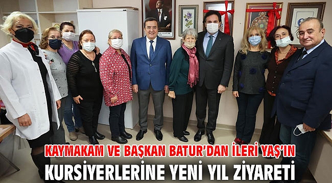 Kaymakam ve Başkan Batur’dan İleri Yaş’ın kursiyerlerine yeni yıl ziyareti