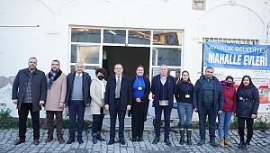 KUMAŞLARDAN, EL EMEĞİ ÜRÜNLERE HER ŞEY AYVALIK MAHALLE PAZARI’NDA