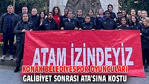 Konak Belediyespor oyuncuları Galibiyet sonrası Ata’sına koştu