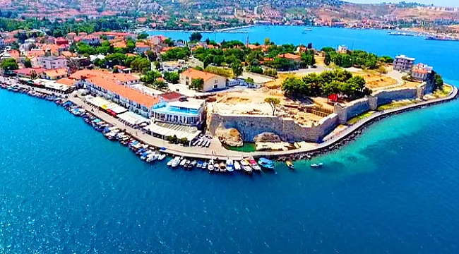 Foça'da Kütüphaneler Haftası şenlikle kutlandı!