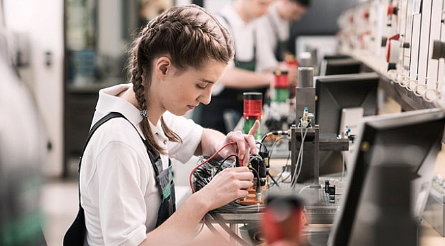 Schaeffler, eğitimlerine devam ediyor