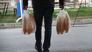 Temizlik işçilerinden 10 mahalleye 10 gün boyunca 300 ekmek
