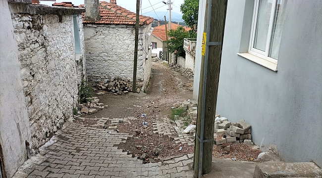AK Partili Demir, ‘’Güzelbahçe’yi yaşanmaz hale getirdiler’’