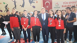 Bayındır’da 19 Mayıs Coşkuyla Kutlandı 