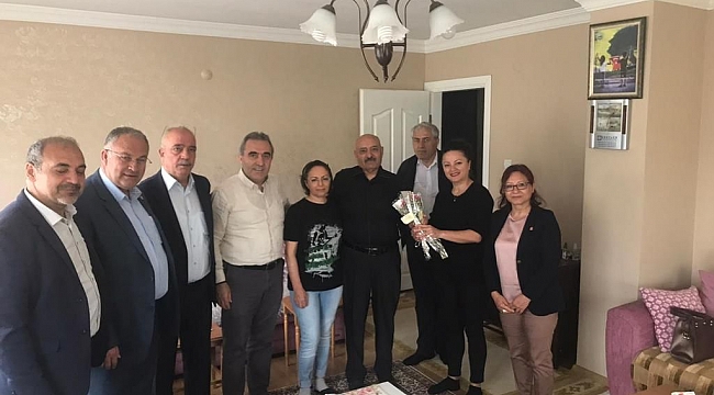 CHP’nin çınarlarına bayram ziyareti!