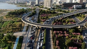 İzmir’de trafiğe kayıtlı araç sayısı arttı!