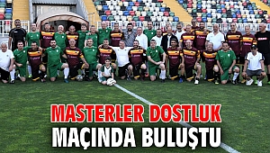 Masterler dostluk maçında buluştu 