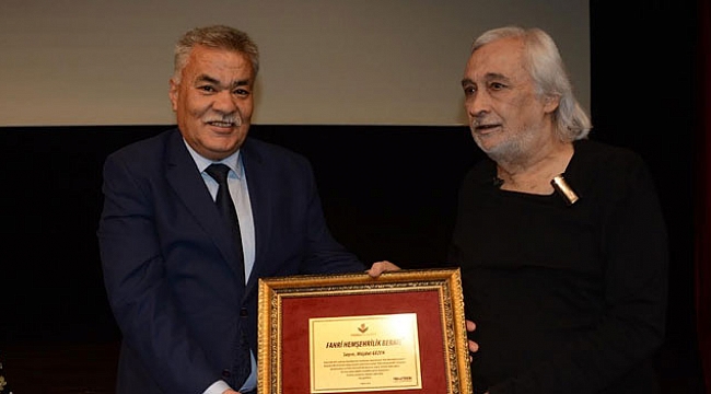 Müjdat Gezen 62.sanat yılını Torbalı’da kutladı