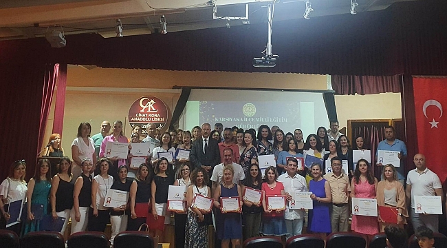 Karşıyaka’daki 21 okula kalite etiketi verildi