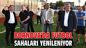 Bornova’da futbol sahaları yenileniyor