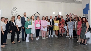 Modelist yardımcıları sertifikalarını aldı