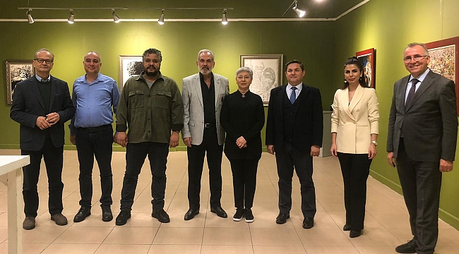 Kimya Öğretmeni Ressam Özer Keskinbalta’nın resim sergisi Ayvalık’ta