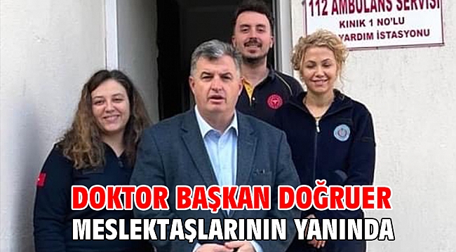 Doktor Başkan Meslektaşlarının Yanında