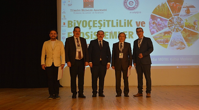 Ege Üniversitesi ev sahipliğinde düzenlenen “TÜBA Biyoçeşitlilik ve Ekosistemler Çalıştayı” sona erdi