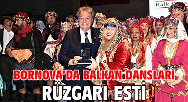 Bornova’da Balkan dansları rüzgarı esti