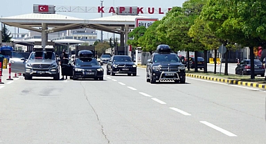 Kapıkule'den 100 bin gurbetçi giriş yaptı