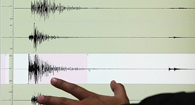 Balıkesir'de korkutan deprem
