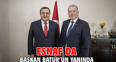 Esnaf da Başkan Batur’un yanında