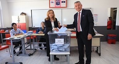 Başkan Günay, oyunu kullandı ‘oyunu kullan, demokrasiye sahip çık’